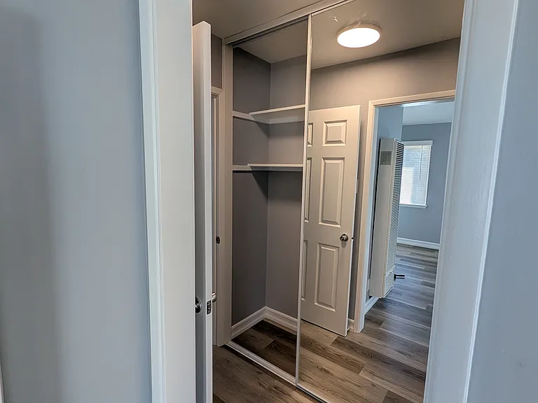 313 N Indiana Ave #313 — Photo 11
