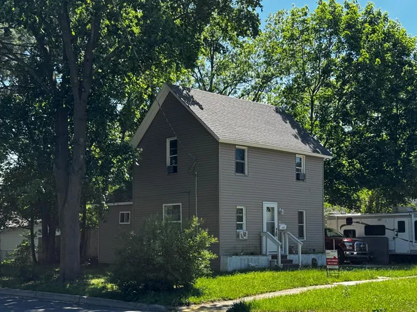 620 E Green St, Marshall, MI 49068