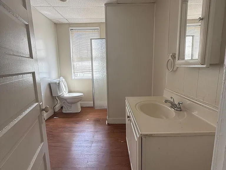 382 Forest Avenue — Photo 8
