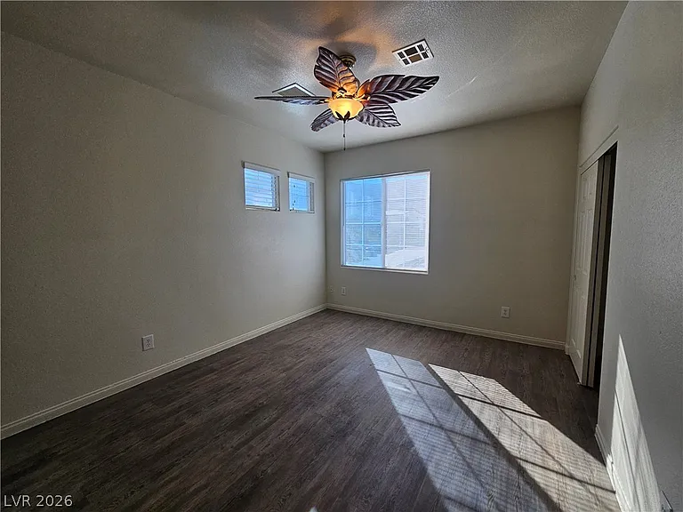 10134 Reflection Brook Ave — Photo 40