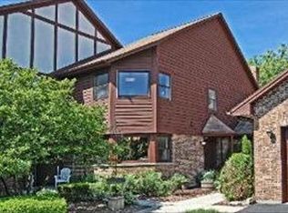 33 Terrace Ln APT C, Lake Zurich, IL 60047