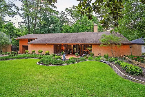 29 Winged Foot Dr Photo 1