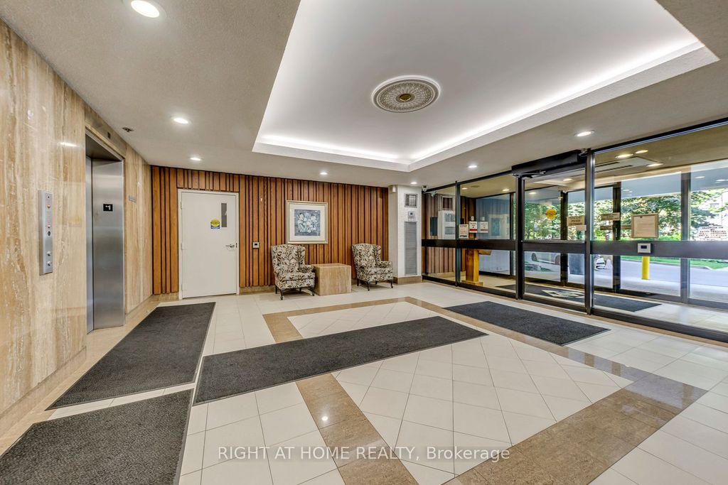 50 Elm Dr E #607, Mississauga, ON - View 4