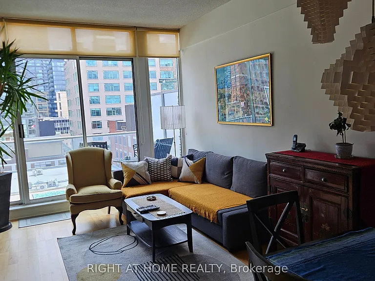 388 Richmond St W #910 — Photo 6