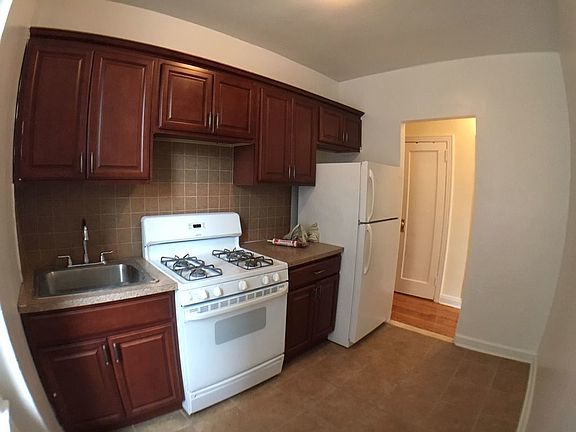 2nd image of 390 Ocean Pkwy APT 2E