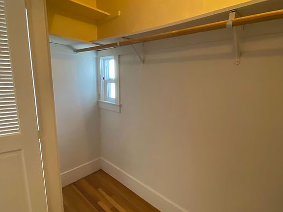 5th image of 2936 Polk St #2