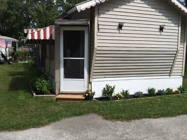 425 Monroe Ave #11, Findlay, OH 45840