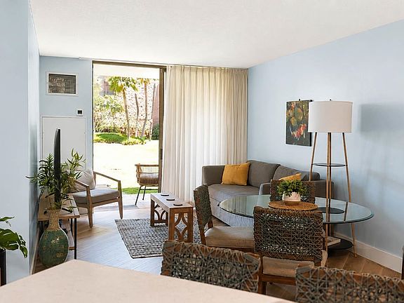 2nd image of 938 S Kihei Rd #124