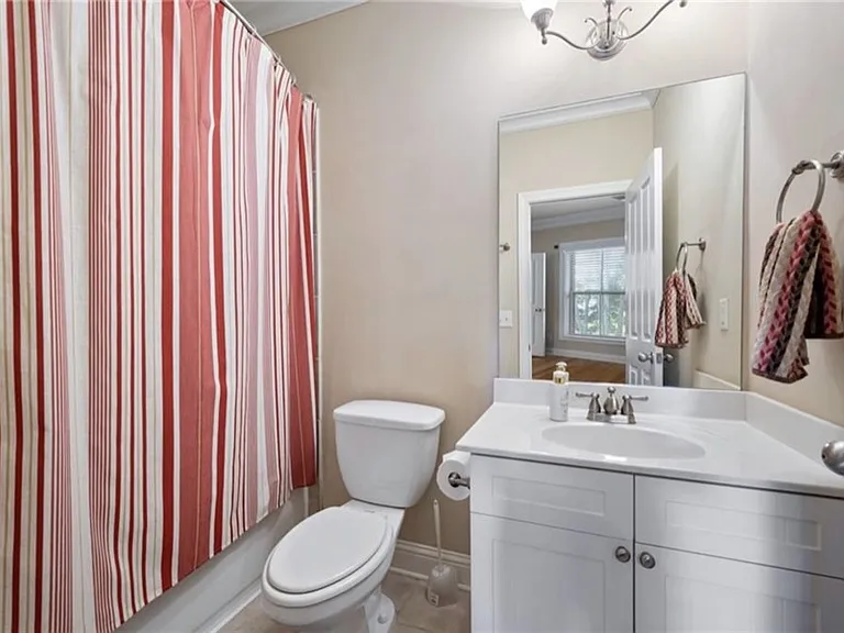 1752 Breyerton Dr — Photo 25