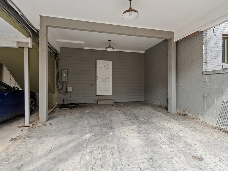 335 S Chester St — Photo 19