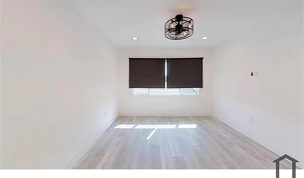 14216 Calvert St #4 — Photo 5