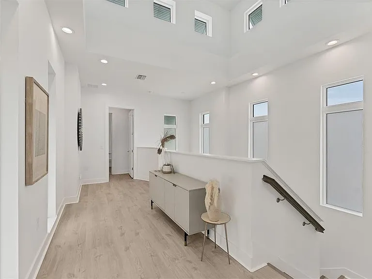 6028 Red Mangrove Ln — Photo 19