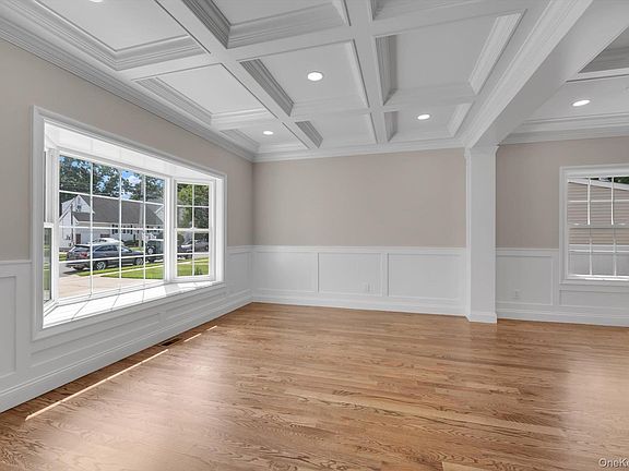 3rd image of 2351 Amherst Street