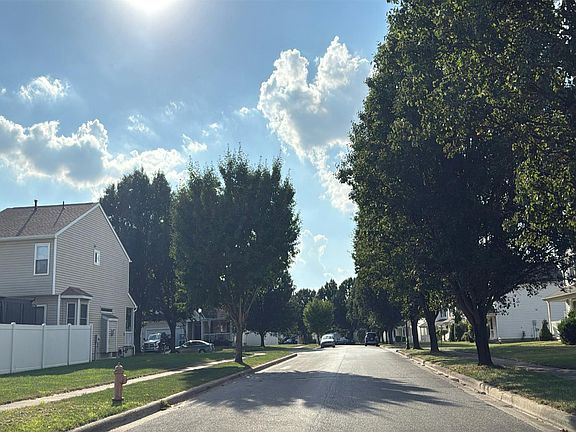 4th image of 2904 Ratify Blvd