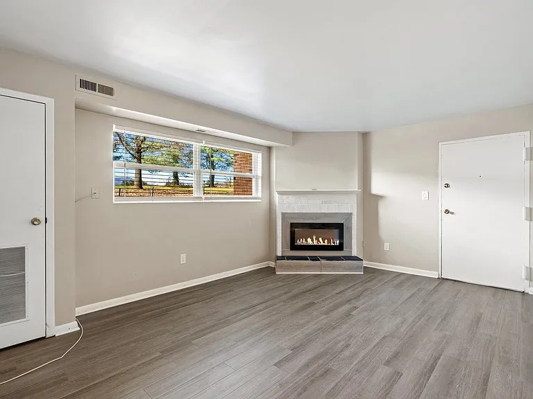 Upgrade Living Area w/Fireplace