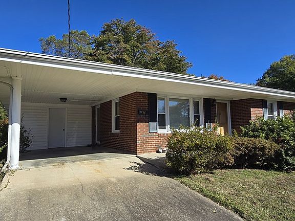 2nd image of 214 Northmont Blvd