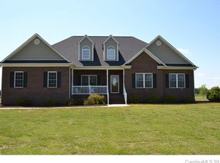 572 Dahlia Rd, Lancaster, SC 29720