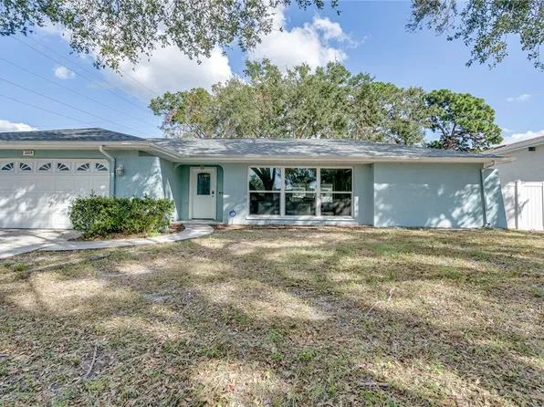 3275 Fox Hill Dr, Clearwater, FL 33761