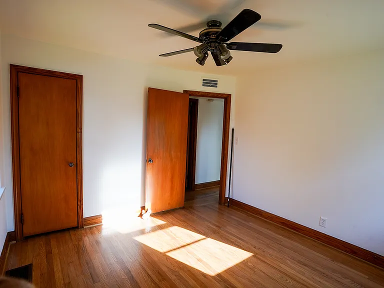 43 Hilltop Rd — Photo 12