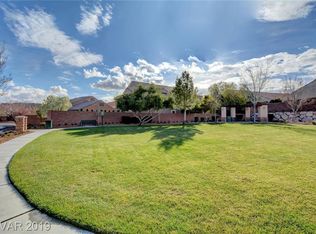 960 Puerta Del Sol Dr, Las Vegas, NV 89138