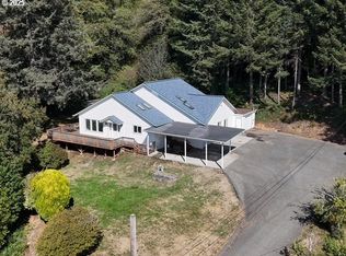 97923 Payne Rd, Brookings, OR 97415