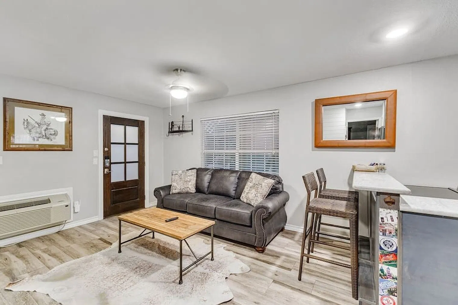 1 bed, 1.0 bath, $4,849 — Photo 2