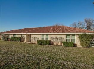 257 Verna Trl N, Fort Worth, TX 76108