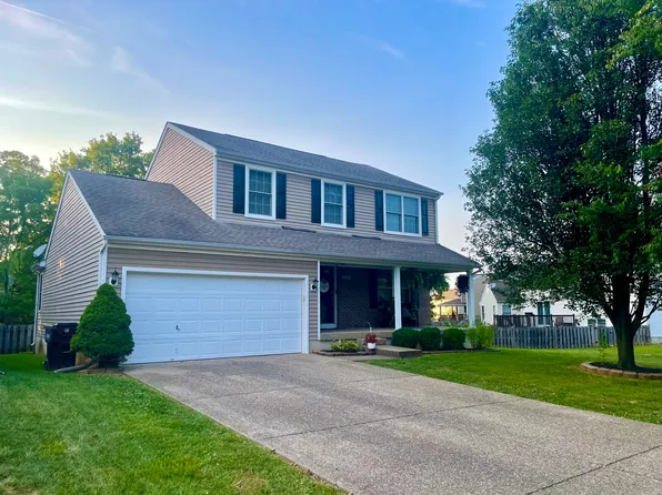 9636 River Trail Dr, Louisville, KY 40229