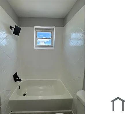 2211 N Pulaski St — Photo 13