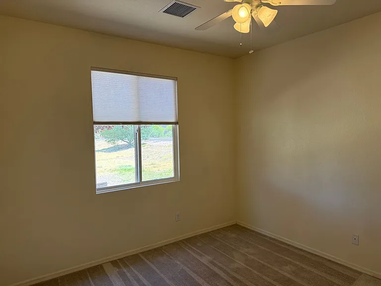 657 Tanner Dr — Photo 15