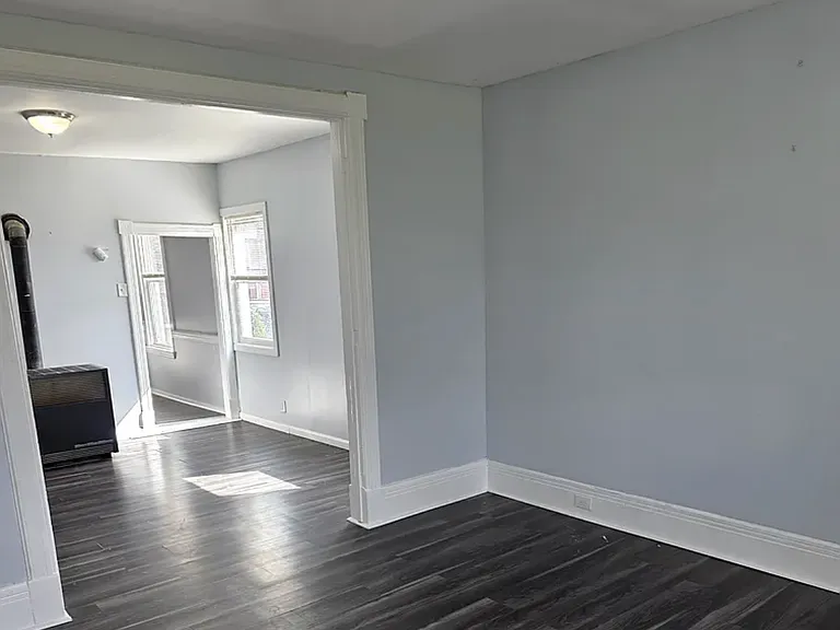 13 Reservoir St #2 — Photo 3