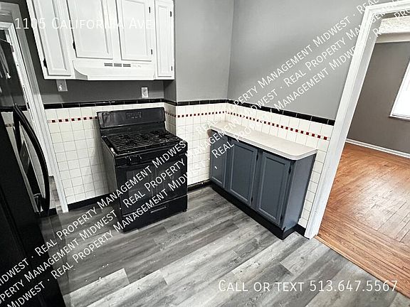 3rd image of 1105 California Ave