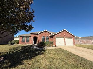 112 Greenfield Trl, Forney, TX 75126