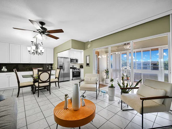 5300 WASHINGTON Street #G323, Hollywood, FL 33021