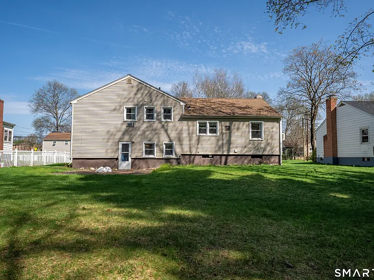 115 Hilldale Rd — Photo 19
