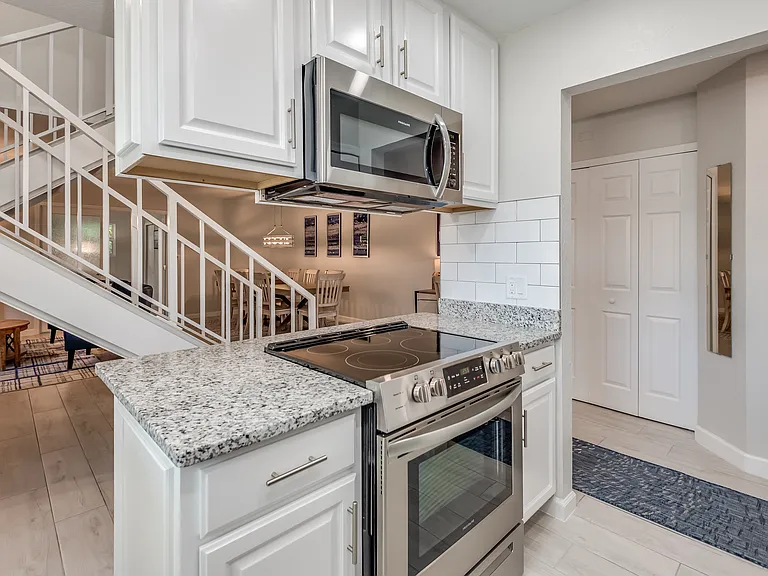 212 Seaport Blvd #212 — Photo 9