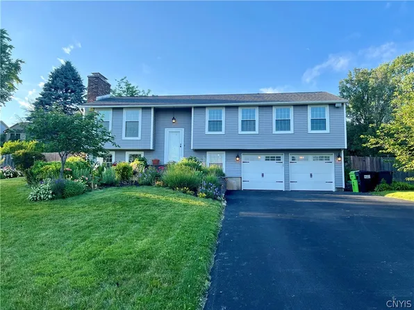 7306 Roumare Rd, East Syracuse, NY 13057