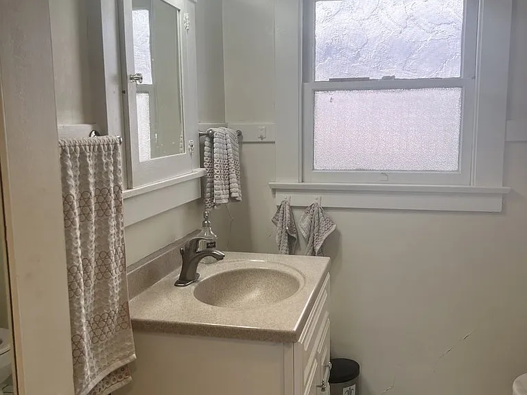4169 Illinois St — Photo 19