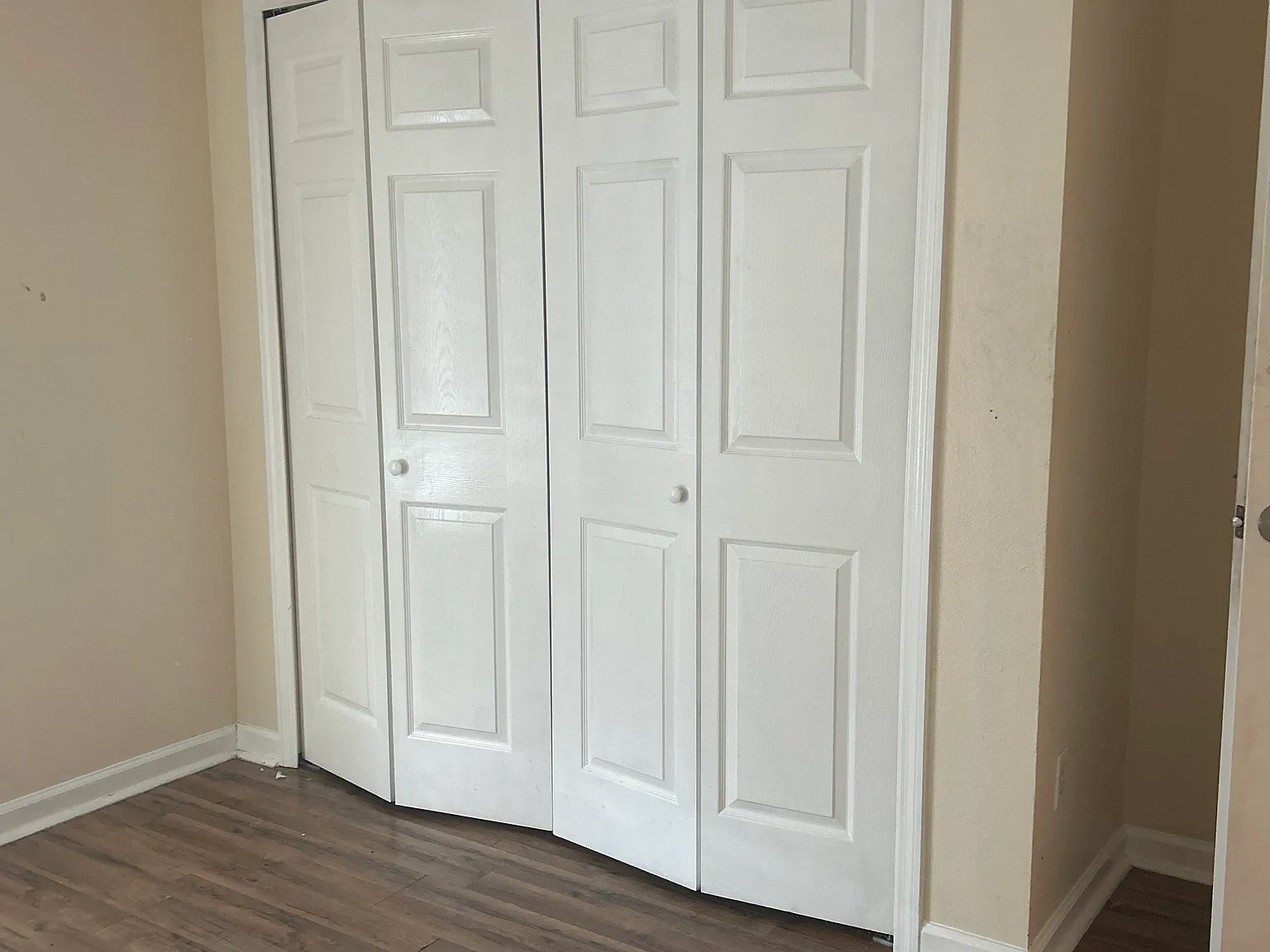 3 bed, 1300 sqft, $1,500 — Photo 4