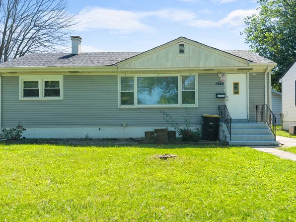 17317 Roy St, Lansing, IL 60438