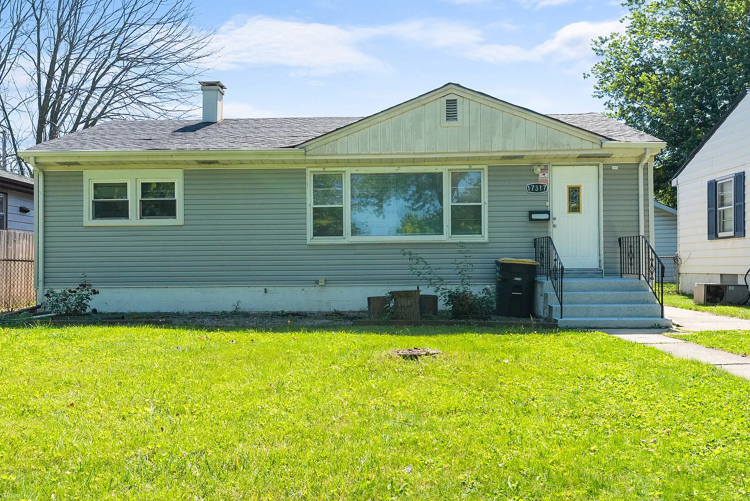 17317 Roy St photo 1