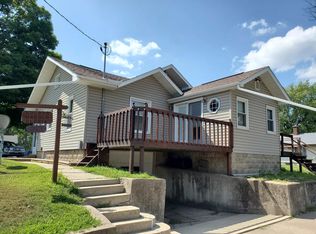 313 3rd St, Garber, IA 52048