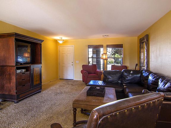 3rd image of 1655 E Cielo Grande Ave