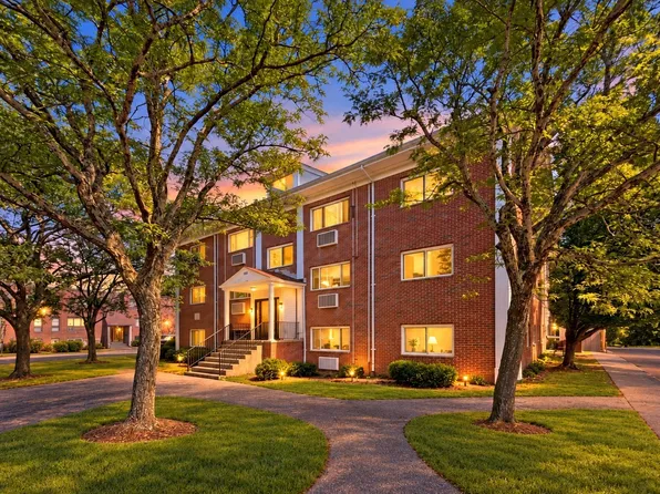 150 2nd St APT 310, Framingham, MA 01702