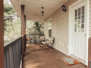 214 Church Ave #B, Hartsville, SC 29550