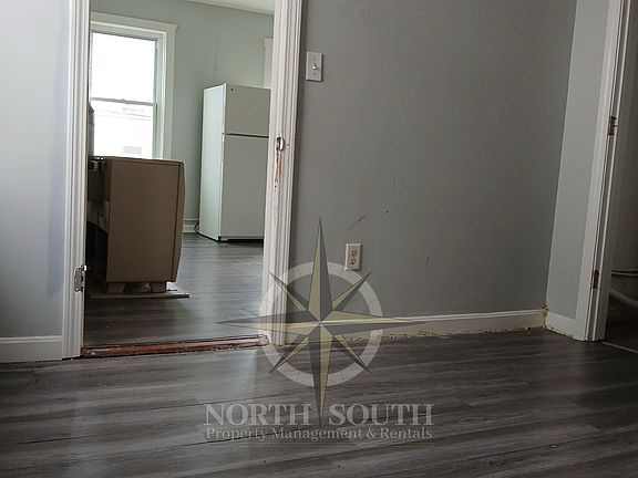 3rd image of 137 5th St #2N