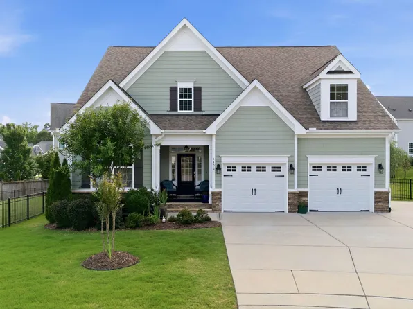 1406 Baxter Ridge Ct, Apex, NC 27502