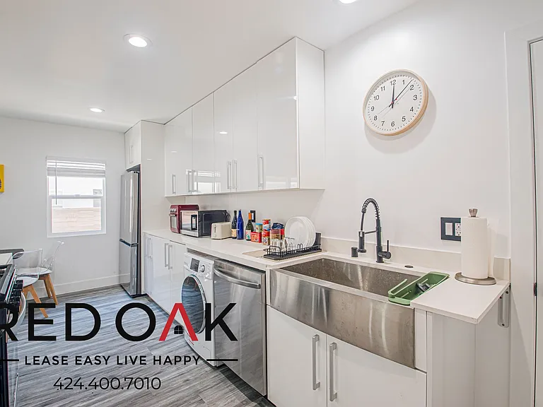 1350 N Fuller Ave #1 — Photo 10