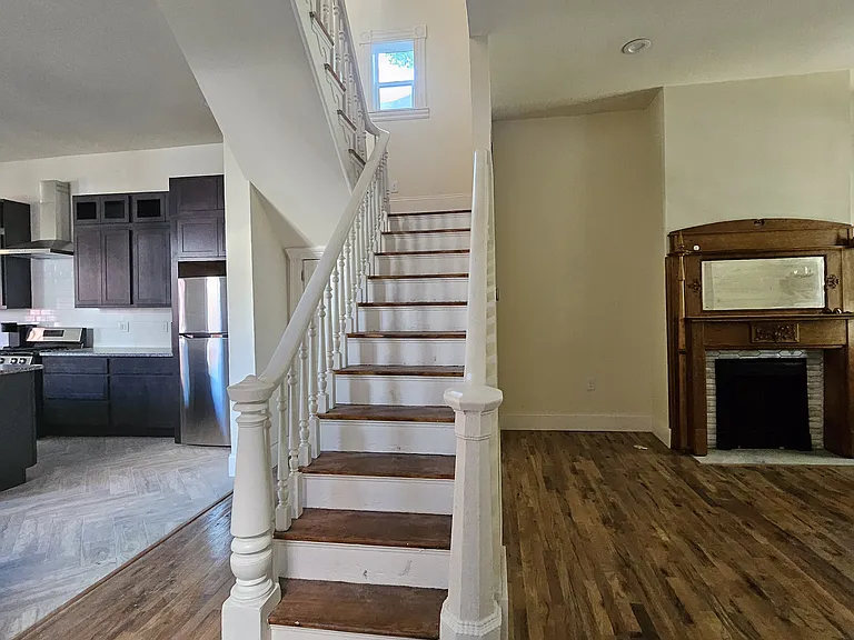 18 Martin St — Photo 9