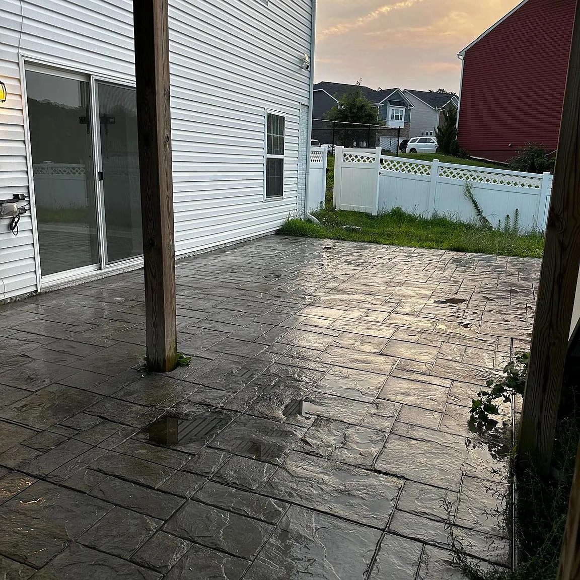 2 bed, 2572 sqft, $1,800 — Photo 1